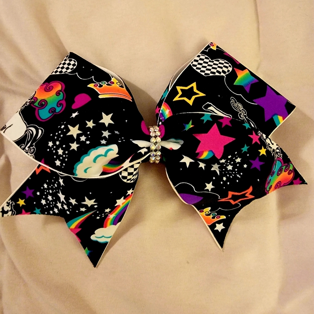 Big cheer bow!